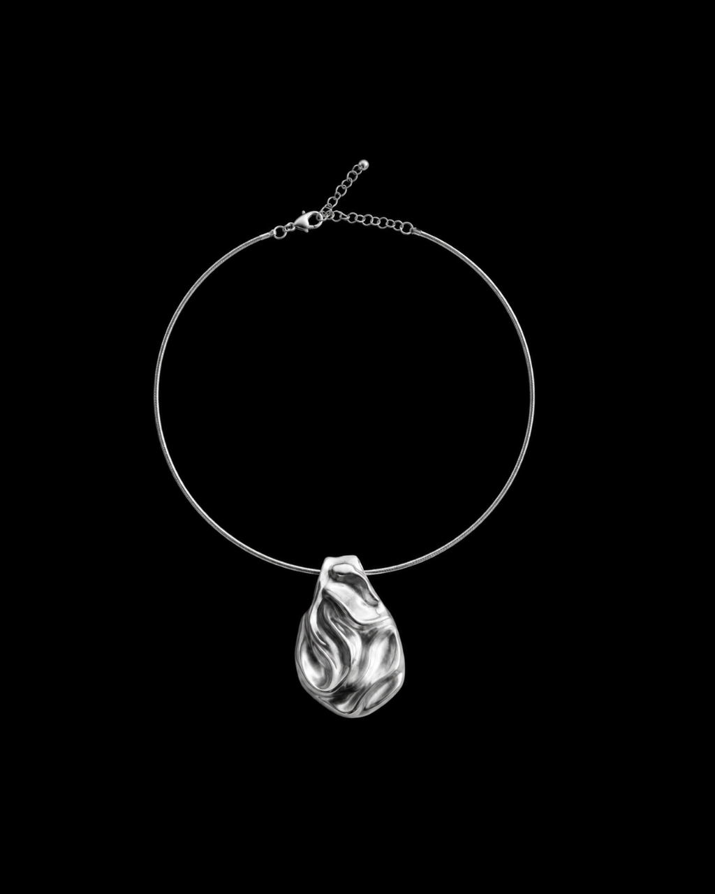 COLLAR PEREGRINA
